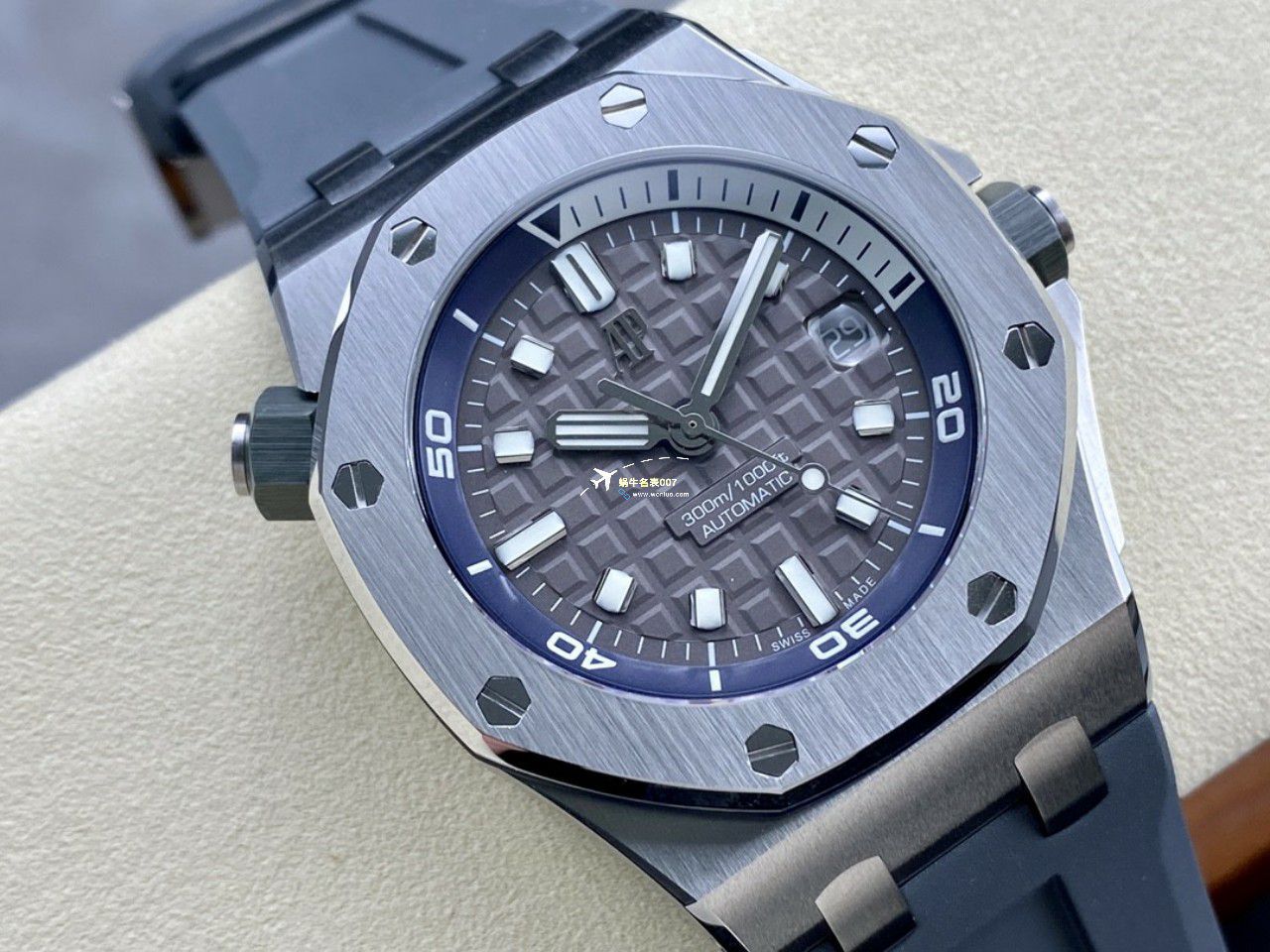 APF Factory 一比一 top 复刻高仿手表Audemars Piguet  Royal Oak Offshore 15720ST.OO.A027CA.01四颜色 wrist watch  / AP230