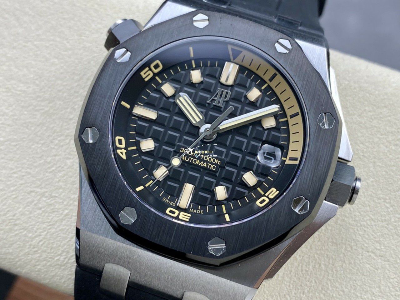 APF Factory 一比一高仿手表Audemars Piguet  Royal Oak Offshore 系列15720CN.OO.A002CA.01 wrist watch  / AP231