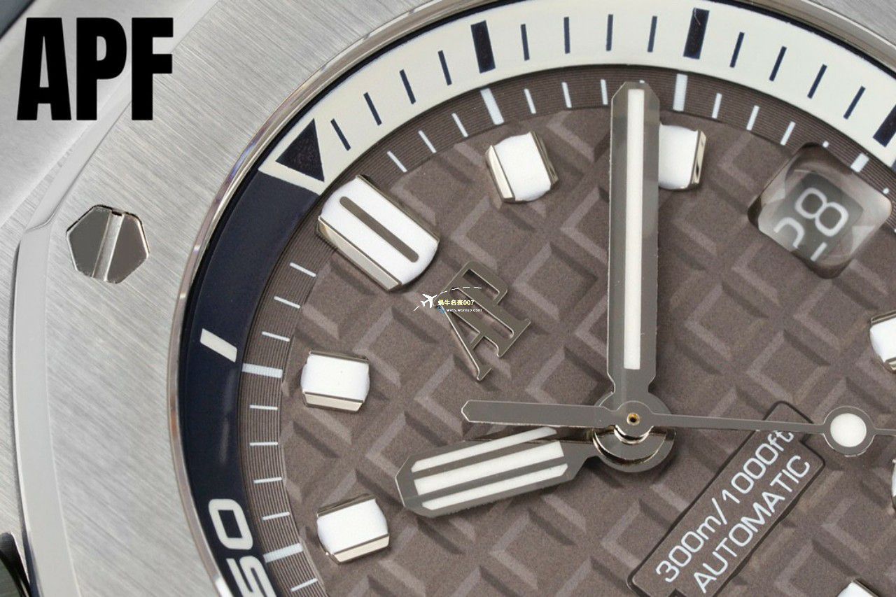 APF Factory 一比一高仿手表Audemars Piguet  Royal Oak Offshore 系列15720CN.OO.A002CA.01 wrist watch  / AP231