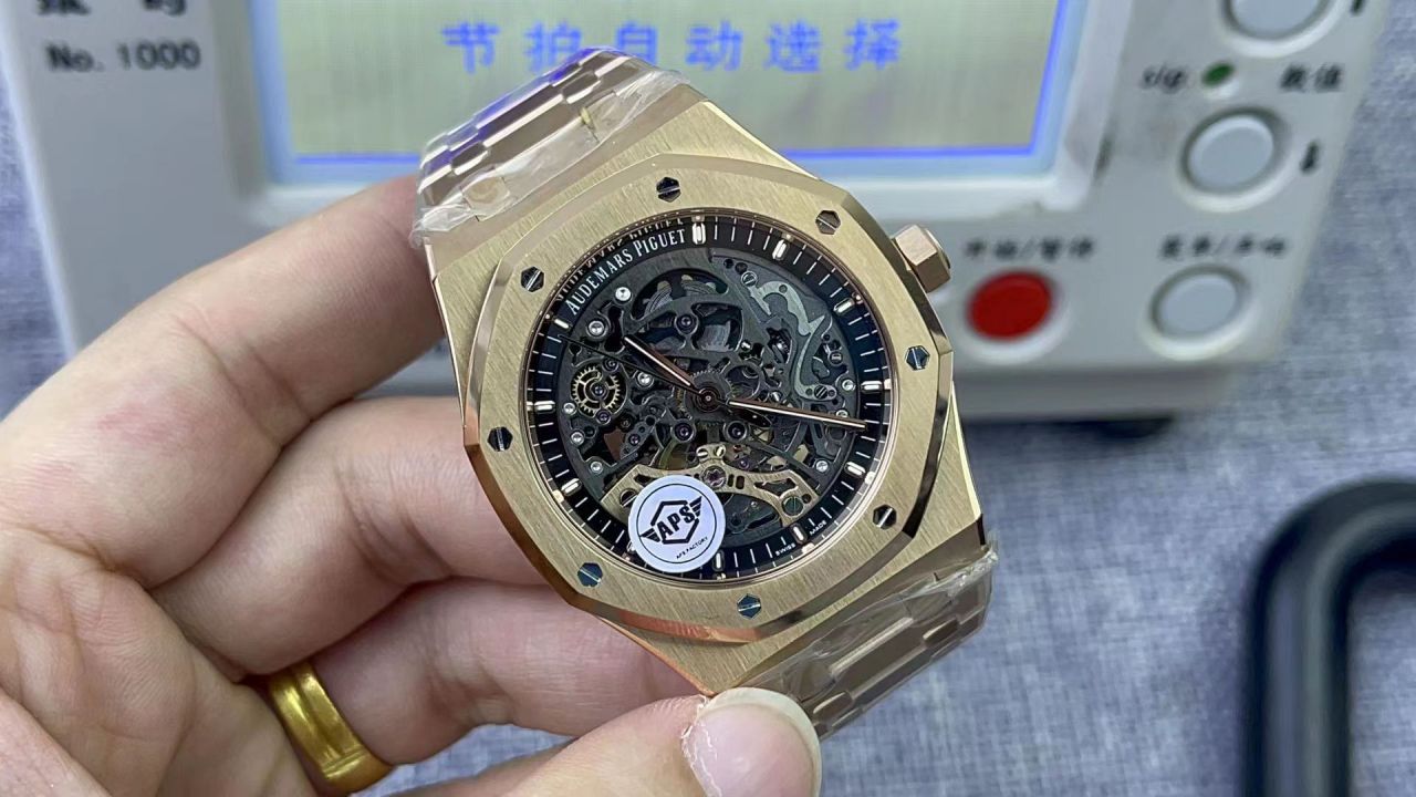 APS Factory Audemars Piguet 双摆轮镂空15407ST.OO.1220ST.01和15407OR.OO.1220OR.01一比一超A高仿手表 / AP232