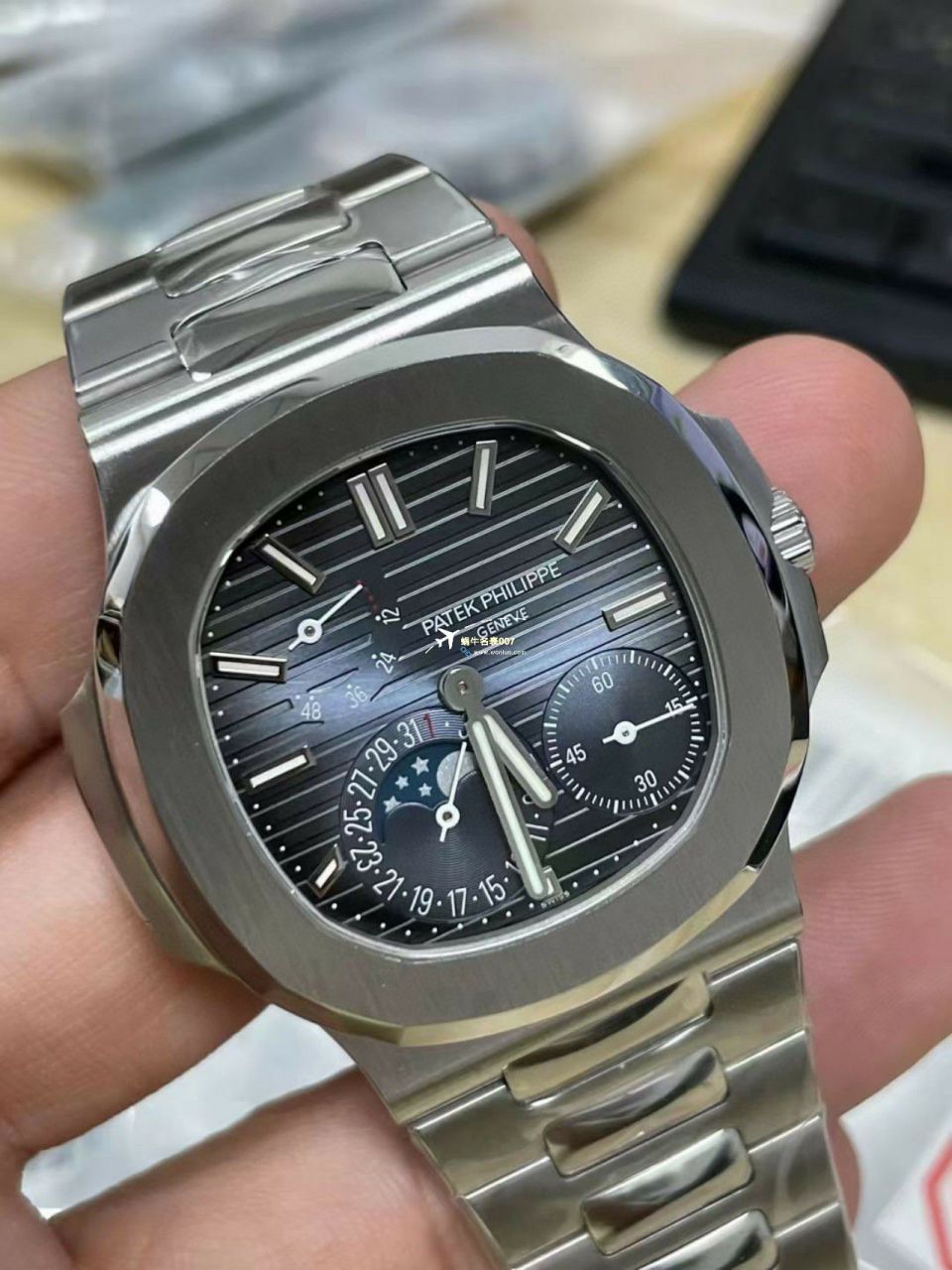 PPF/ZF Factory 一比一 top 复刻高仿手表 PATEK PHILIPPE V2真动能 Nautilus 5712R-001，5712/1R-001金壳 / BD373