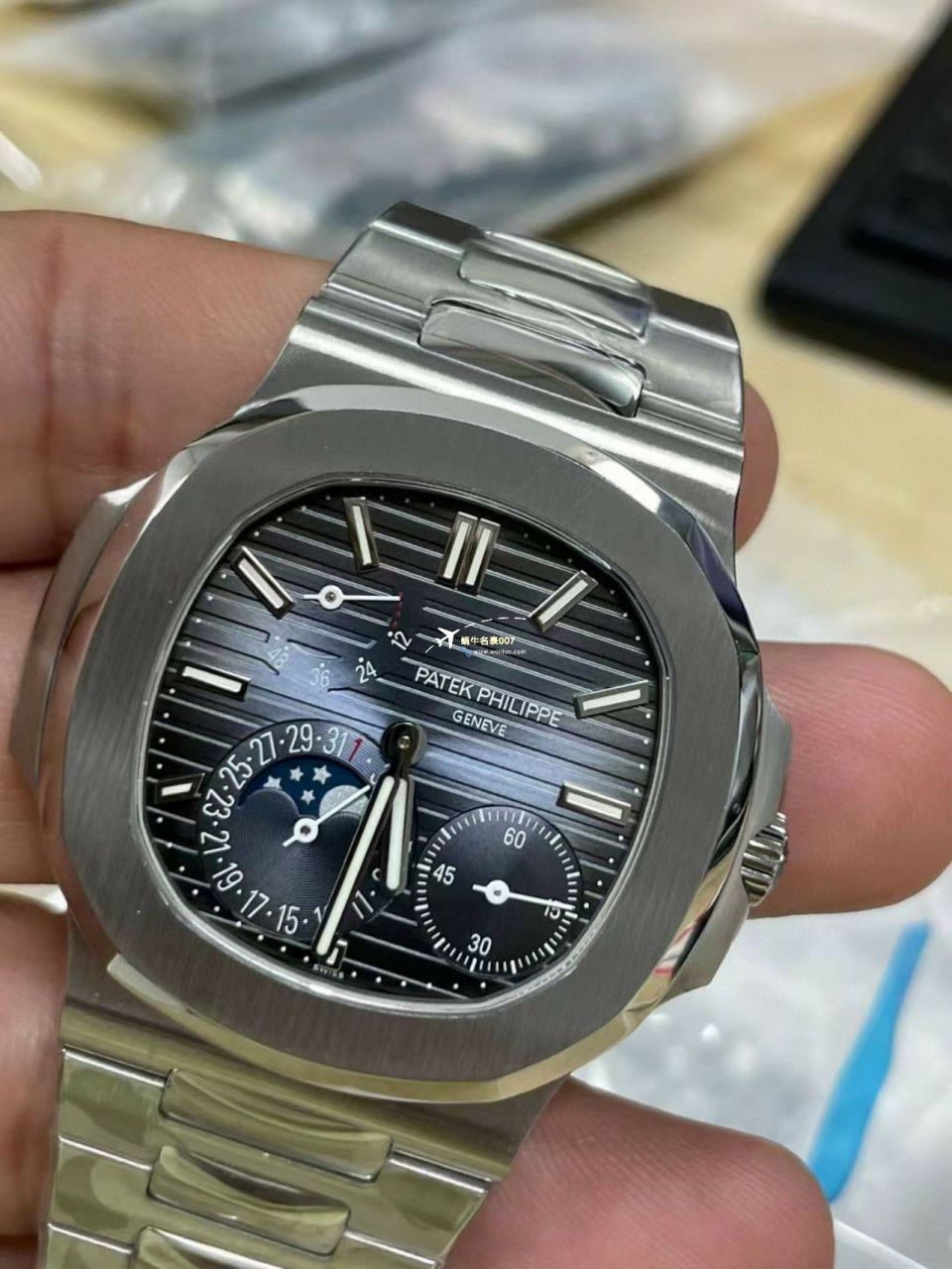 PPF/ZF Factory 一比一 top 复刻高仿手表 PATEK PHILIPPE V2真动能 Nautilus 5712R-001，5712/1R-001金壳 / BD373