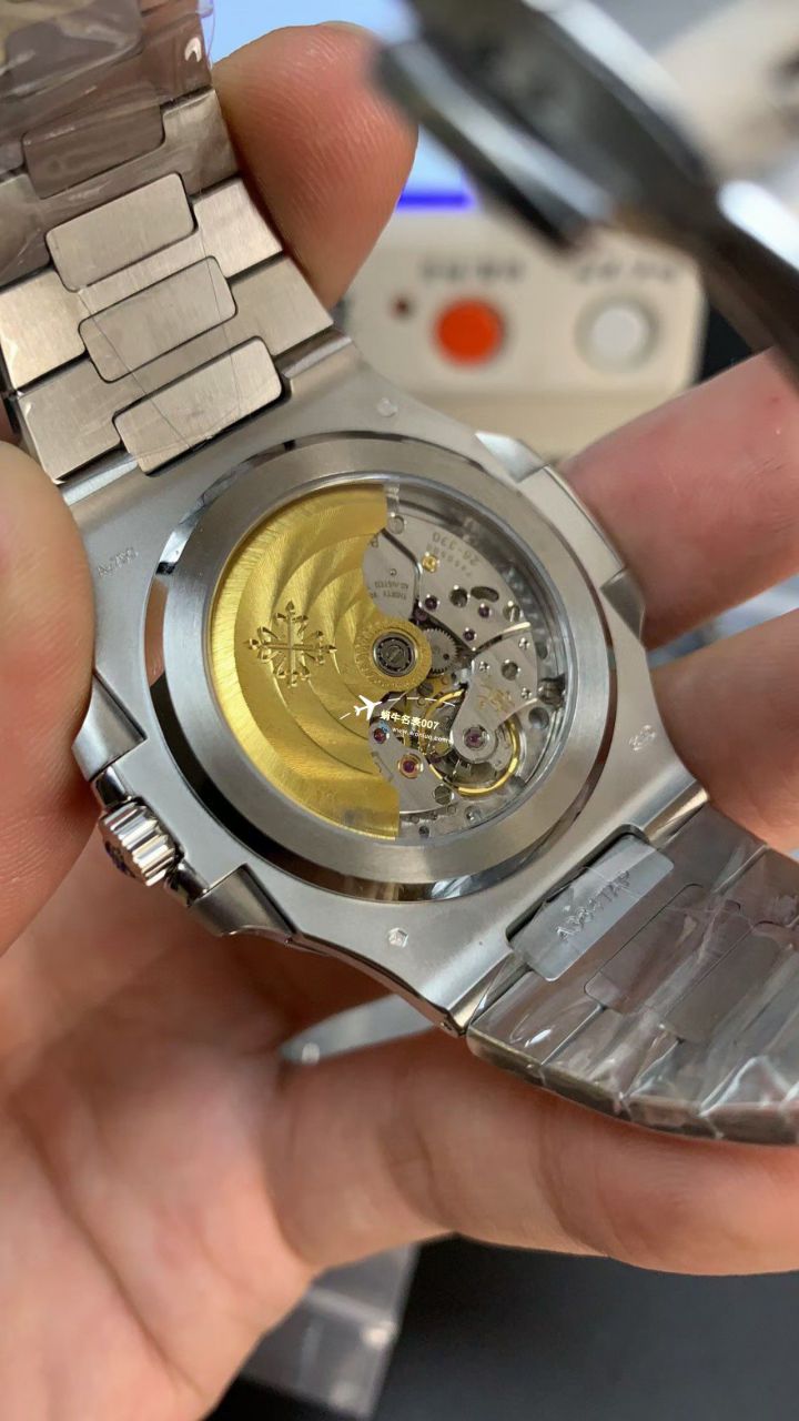 3K Factory  Nautilus 一体机一比一超A高仿复刻手表 PATEK PHILIPPE 5811/1G-001 wrist watch  / BD376
