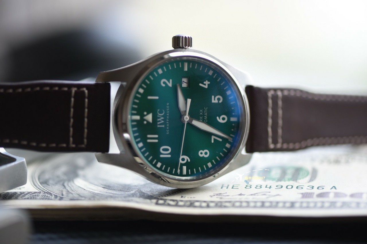 V7 Factory 一比一复刻高仿手表 IWC 马克二十IW328203，IW328205，IW328201，IW328208等 / WG612