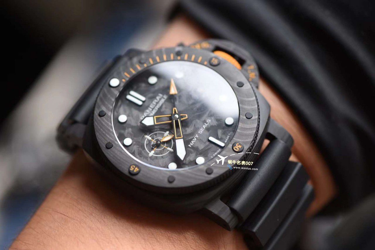 VS Factory 一比一 top 复刻高仿手表Panerai PAM01324、PAM1324 carbon fiber  / VSPAM01324