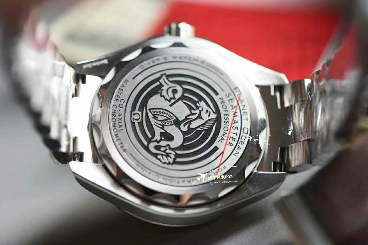  Video analysis VS Factory 高仿复刻手表OMEGA Seamaster 6000米海王215.30.46.21.03.001，215.92.46.21.01.001 wrist watch  / M781