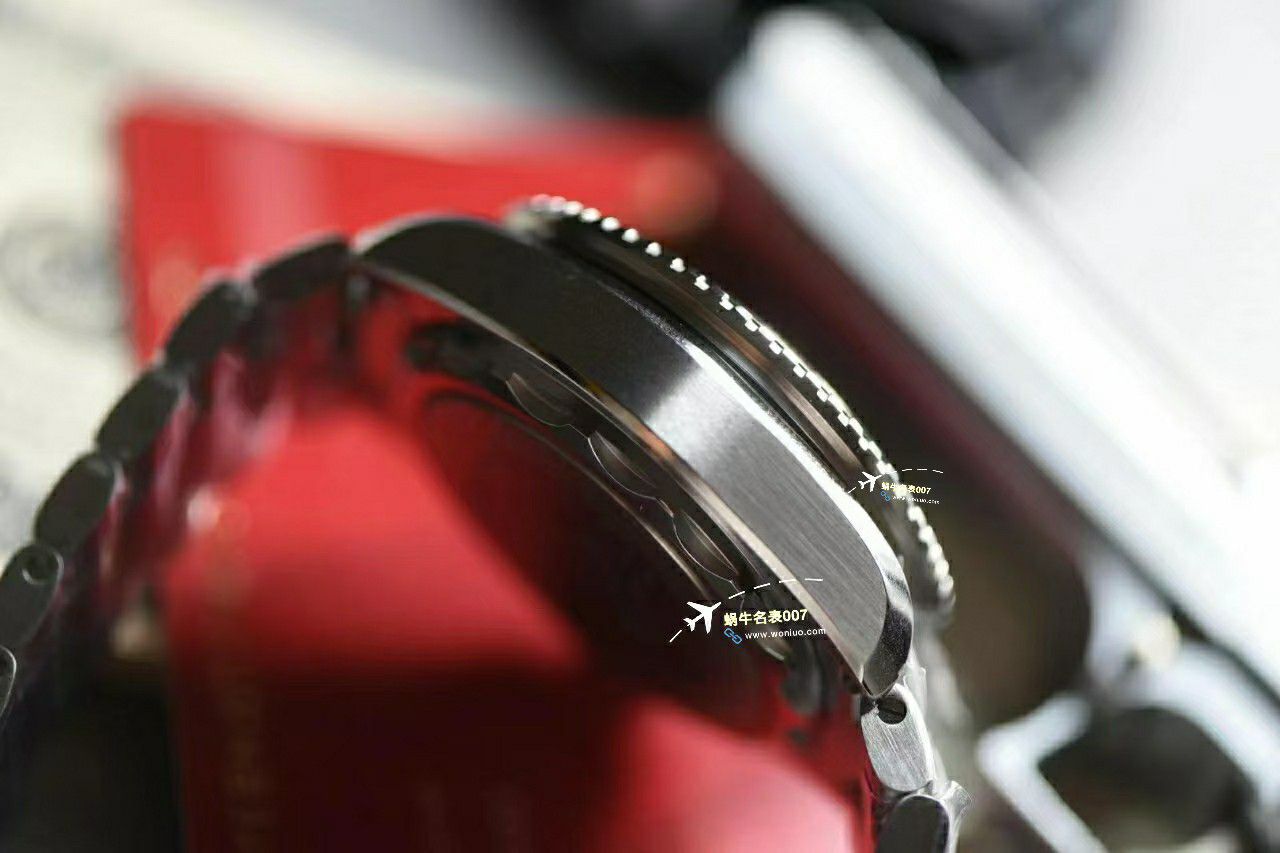  Video analysis VS Factory 高仿复刻手表OMEGA Seamaster 6000米海王215.30.46.21.03.001，215.92.46.21.01.001 wrist watch  / M781