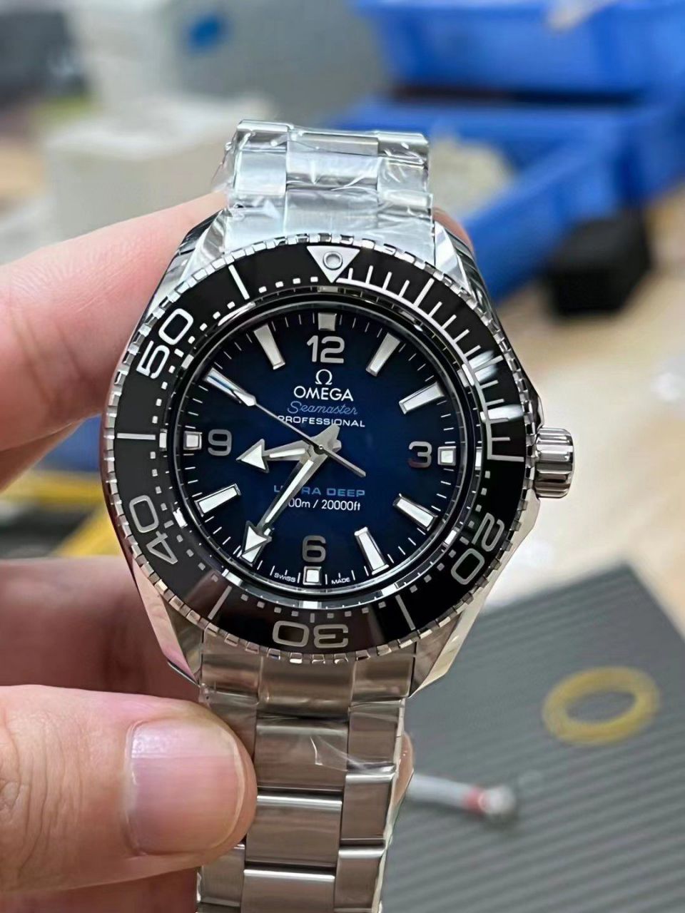  Video analysis VS Factory 高仿复刻手表OMEGA Seamaster 6000米海王215.30.46.21.03.001，215.92.46.21.01.001 wrist watch  / M781