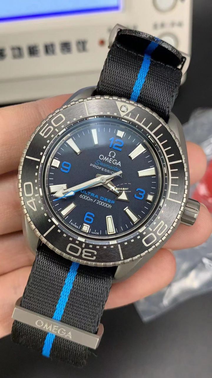  Video analysis VS Factory 高仿复刻手表OMEGA Seamaster 6000米海王215.30.46.21.03.001，215.92.46.21.01.001 wrist watch  / M781