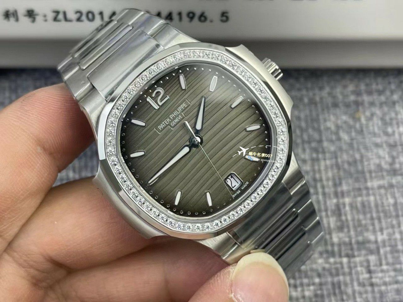 3k Factory  PATEK PHILIPPE  Nautilus 女表 PATEK PHILIPPE 7118/1A-011，7118/1200A-011一比一高仿手表 / BD380