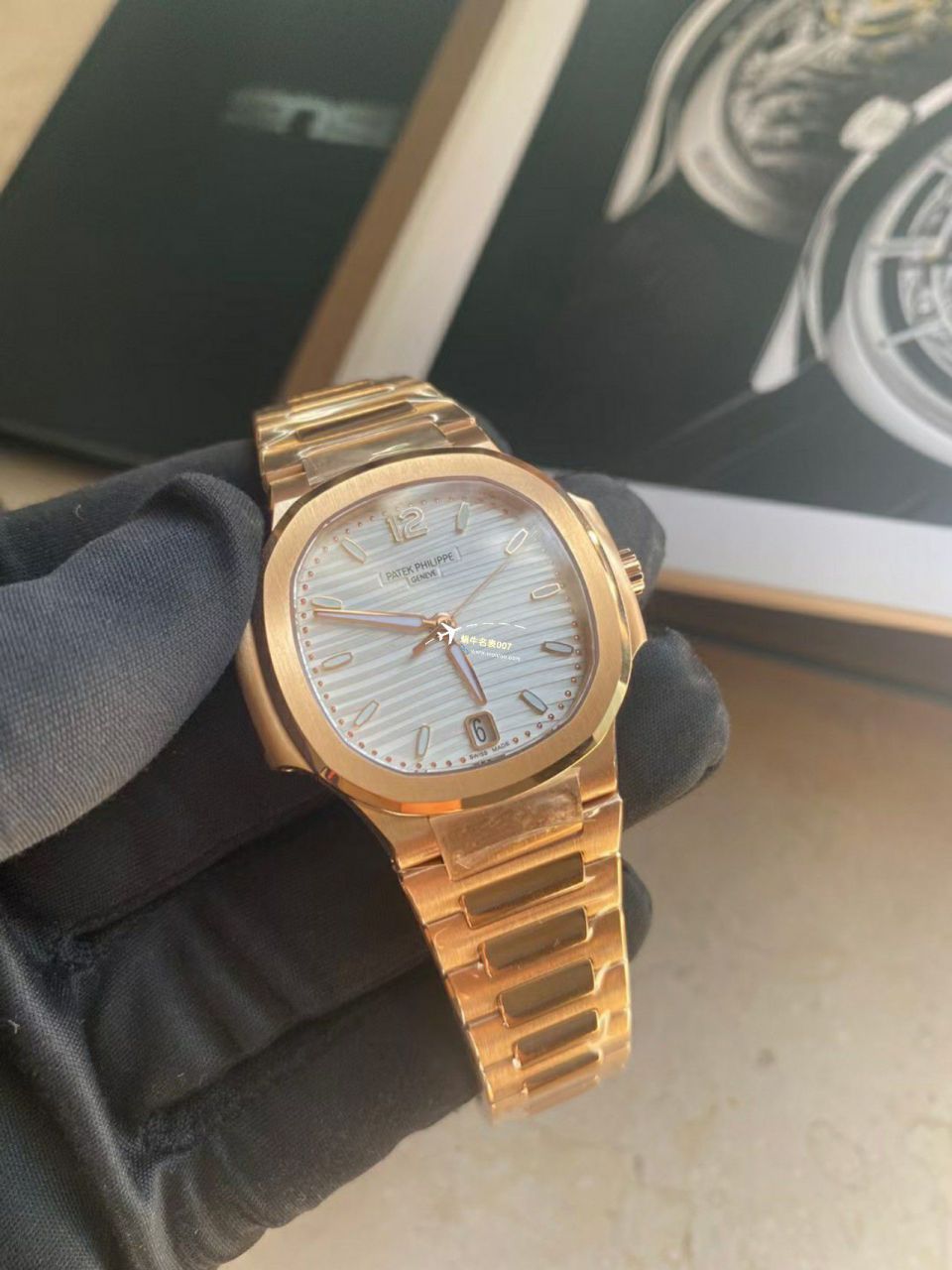 3k Factory  PATEK PHILIPPE  Nautilus 女士7118/1A-001，7118/1R-010一比一精仿复刻手表 / BD377