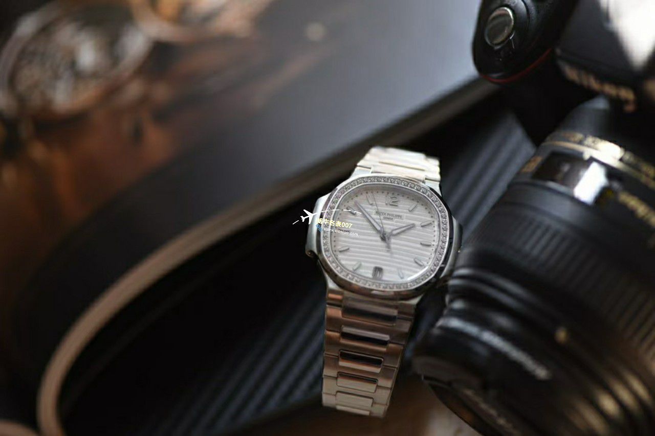 3k Factory  PATEK PHILIPPE  Nautilus 女士7118/1A-001，7118/1R-010一比一精仿复刻手表 / BD377