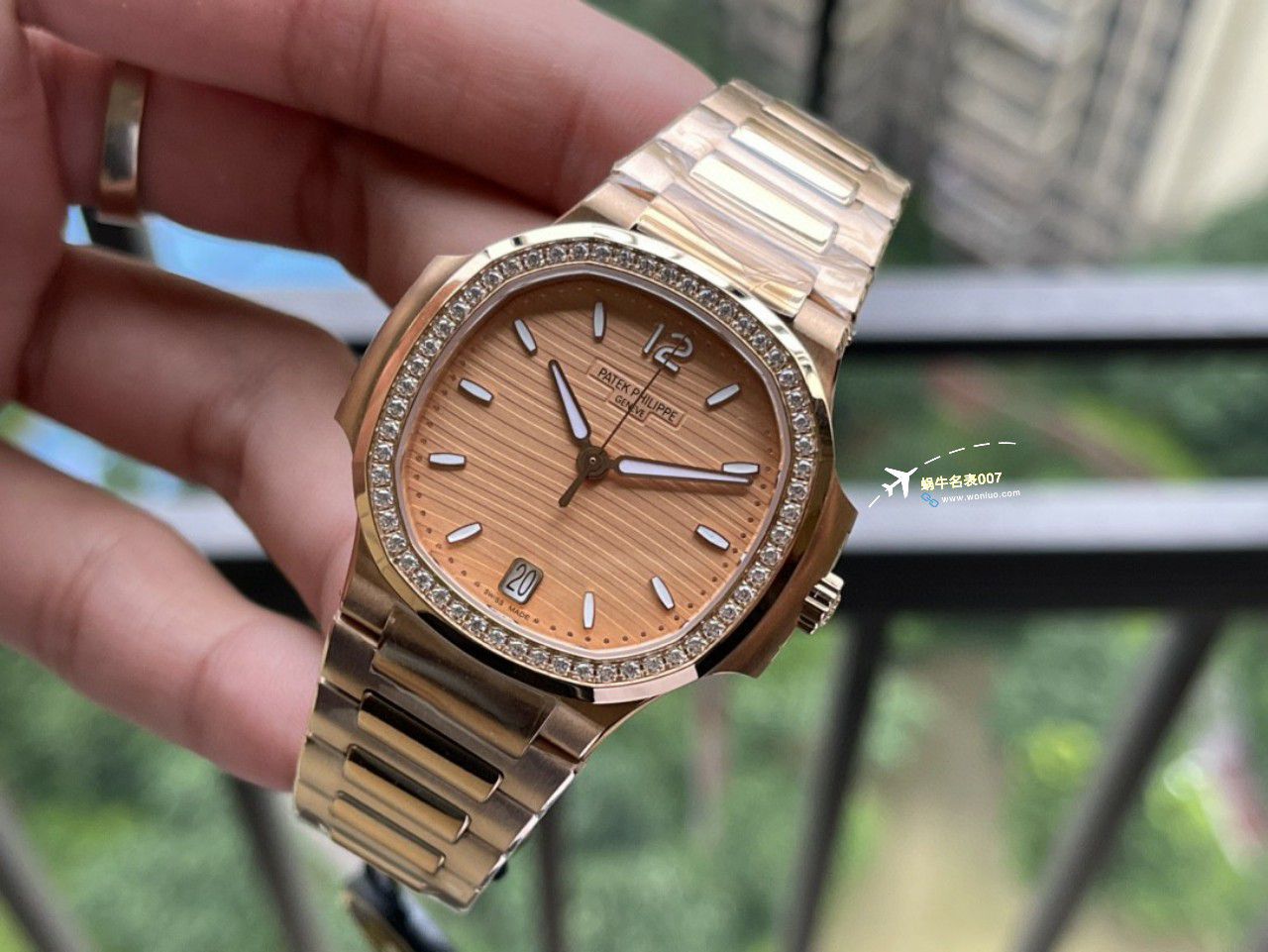 3k Factory  PATEK PHILIPPE  Nautilus 女士7118/1A-001，7118/1R-010一比一精仿复刻手表 / BD377