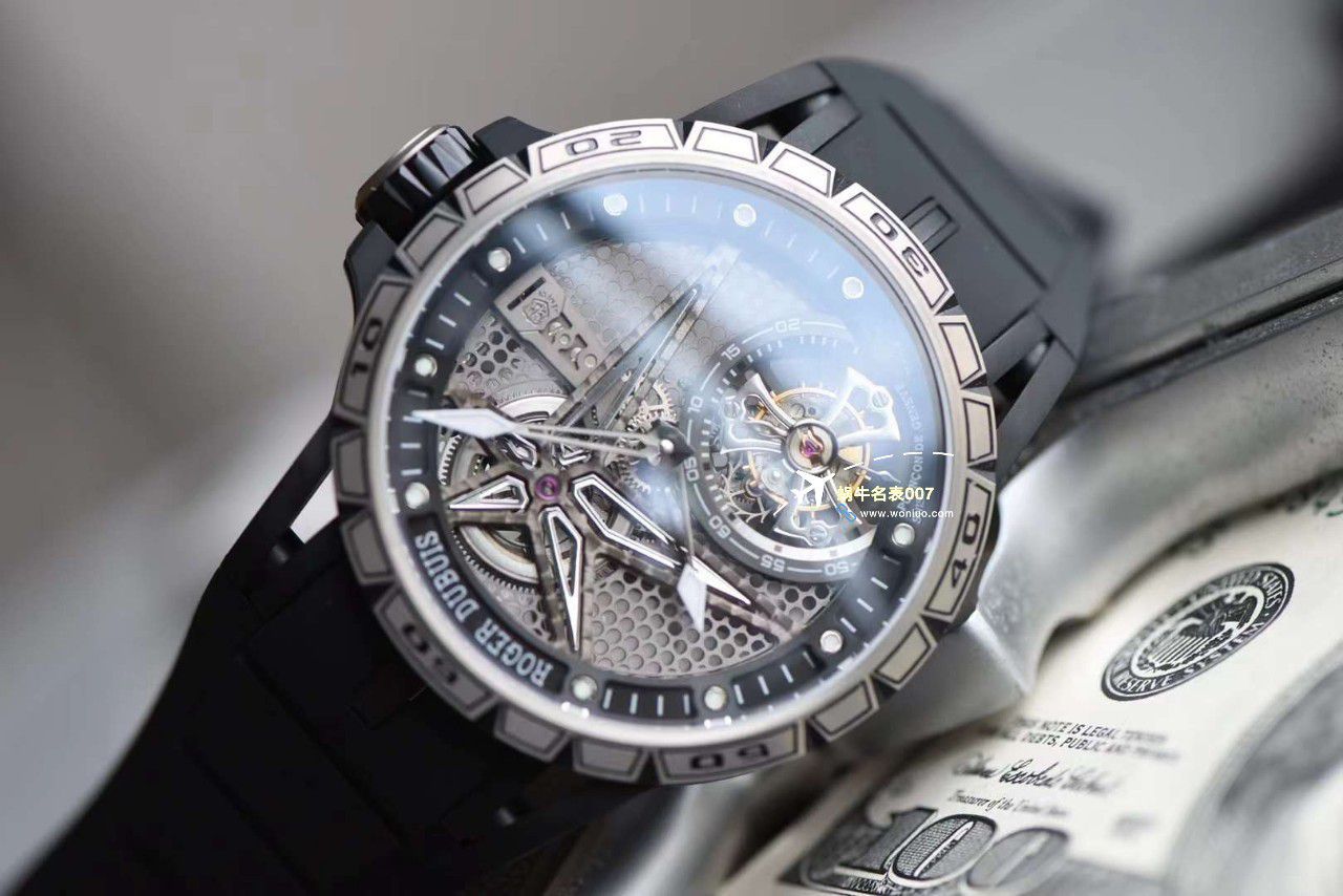  Video analysis BBR Factory 新款Roger Dubuis王者竞速倍耐力单行 top 复刻高仿 Tourbillon RDDBEX0815 wrist watch  / LJ095