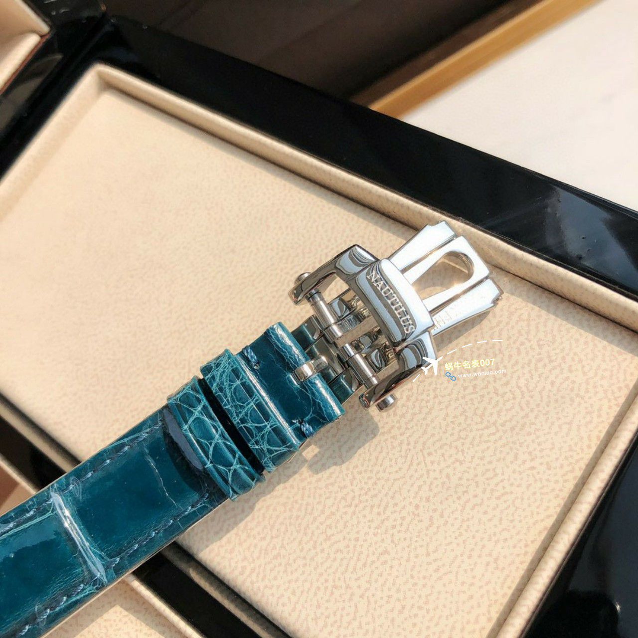 高端货 PATEK PHILIPPE  Nautilus 女表7010R-012，7010R-011，7010G-001，7010G-010 / BD383