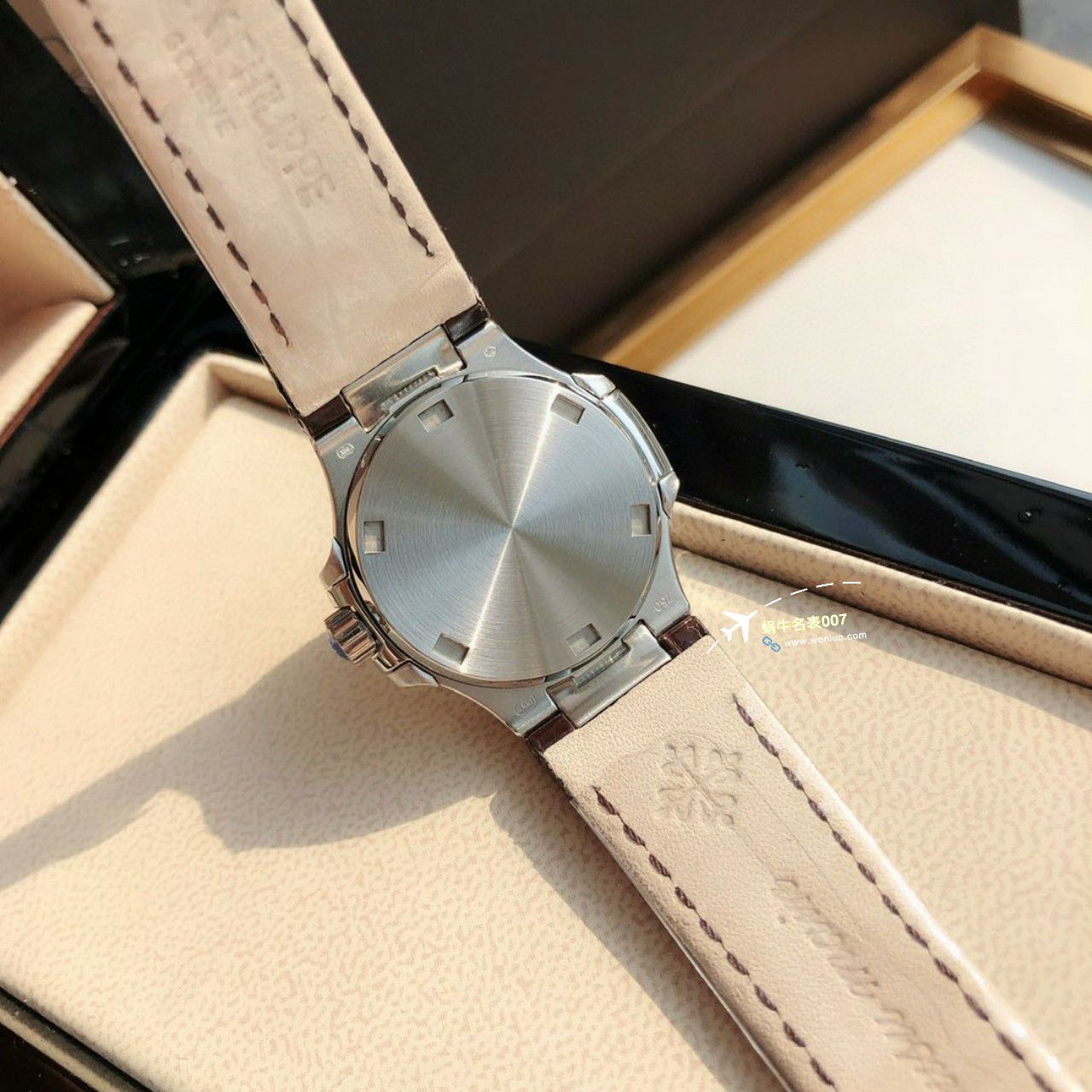 高端货 PATEK PHILIPPE  Nautilus 女表7010R-012，7010R-011，7010G-001，7010G-010 / BD383
