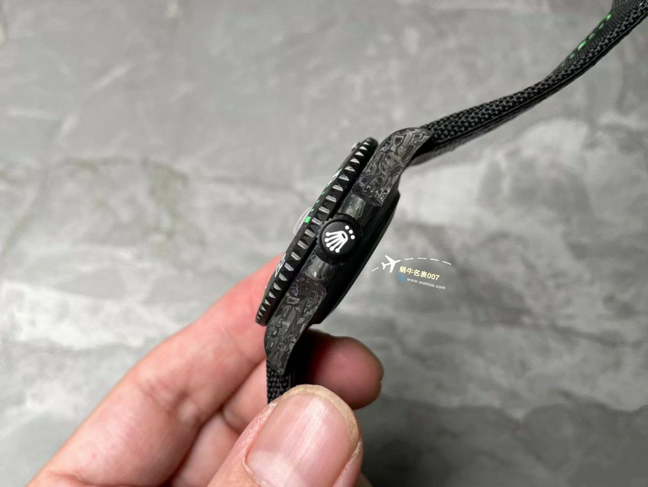 VS Factory 市场最高版本最新最轻 Rolex Rolex carbon fiber Carbon Sea-Dweller水鬼系列高仿 wrist watch  / R789