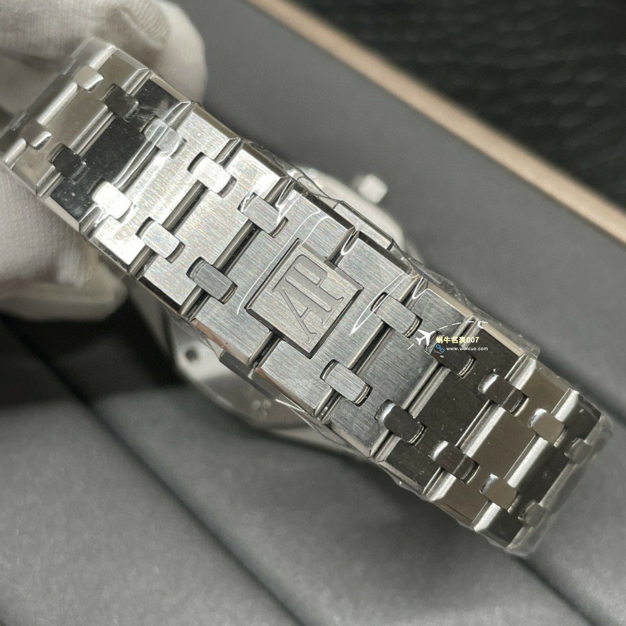 APS Factory Audemars Piguet 皇家橡树15400OR.OO.D002CR.01，15400ST.OO.1220ST.01一比一复刻高仿手表 / AP237