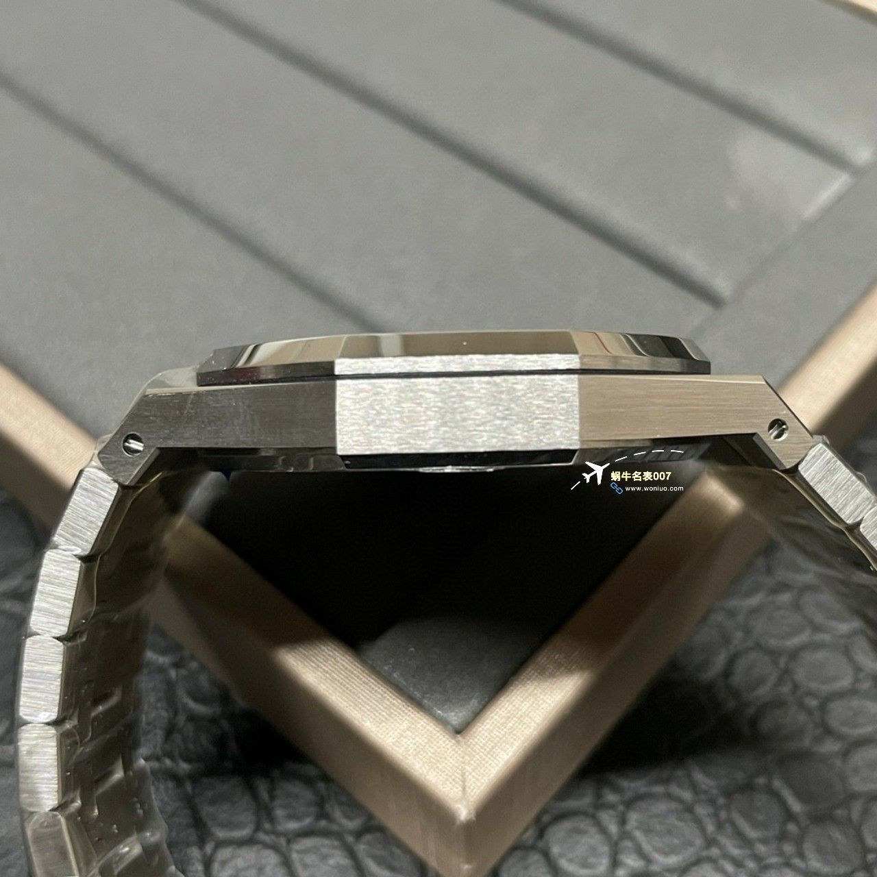 APS Factory Audemars Piguet 皇家橡树15400OR.OO.D002CR.01，15400ST.OO.1220ST.01一比一复刻高仿手表 / AP237