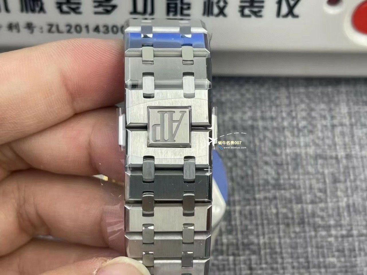  Video analysis APS Factory Audemars Piguet 复刻高仿15400手表15400ST.OO.1220ST.03，15400ST.OO.1220ST.02 / AP223