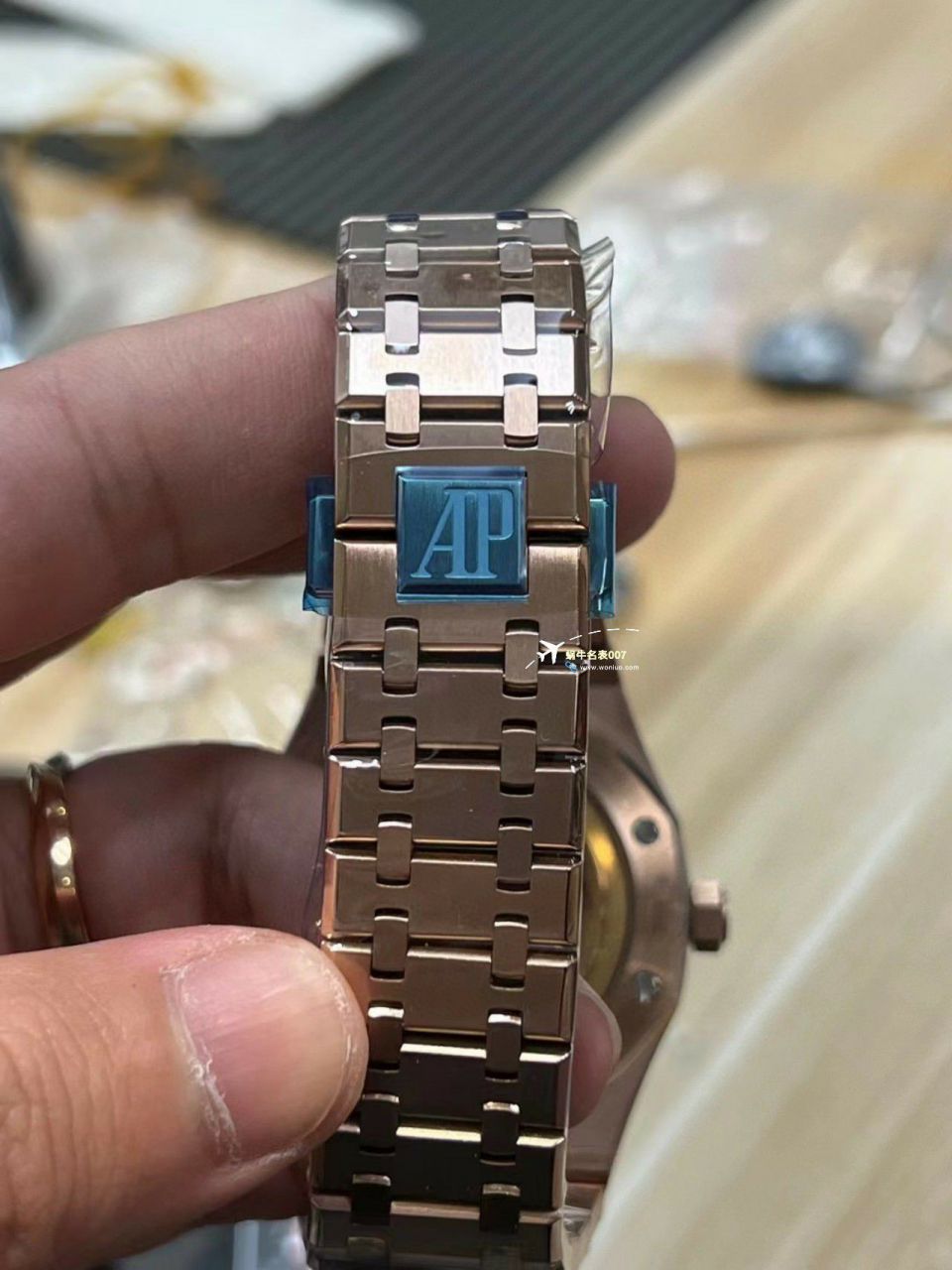  Video analysis APS Factory Audemars Piguet 复刻高仿15400手表15400ST.OO.1220ST.03，15400ST.OO.1220ST.02 / AP223