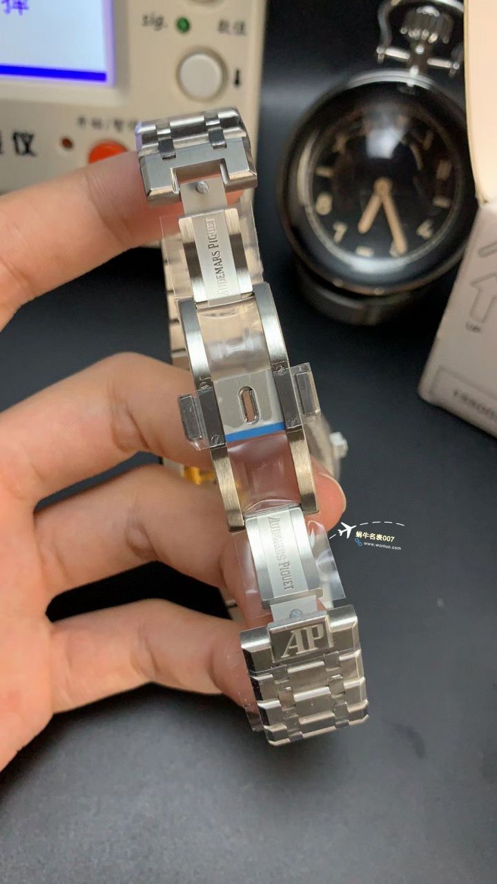  Video analysis APS Factory Audemars Piguet 复刻高仿15400手表15400ST.OO.1220ST.03，15400ST.OO.1220ST.02 / AP223