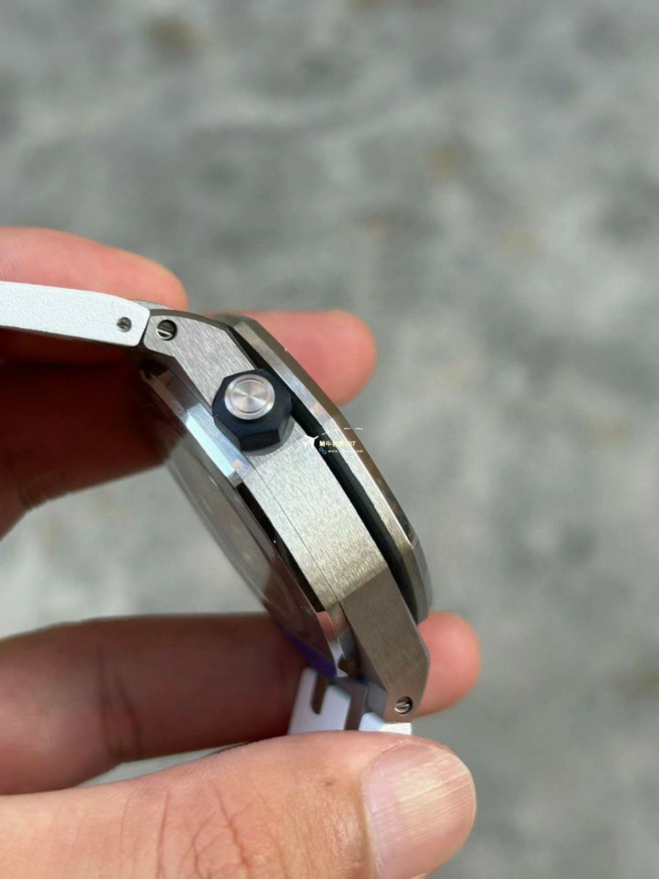  Video analysis APS Factory 一体机 Best 复刻高仿Audemars Piguet  Royal Oak Offshore 系列15710ST.OO.A002CA.01 wrist watch  / AP225