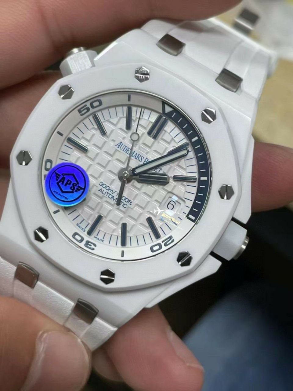 APS Factory 一体机Audemars Piguet  Royal Oak Offshore 白黑 Composite 复刻高仿手表15707CB.OO.A010CA.01，15707CE.OO.A002CA.01 / AP239