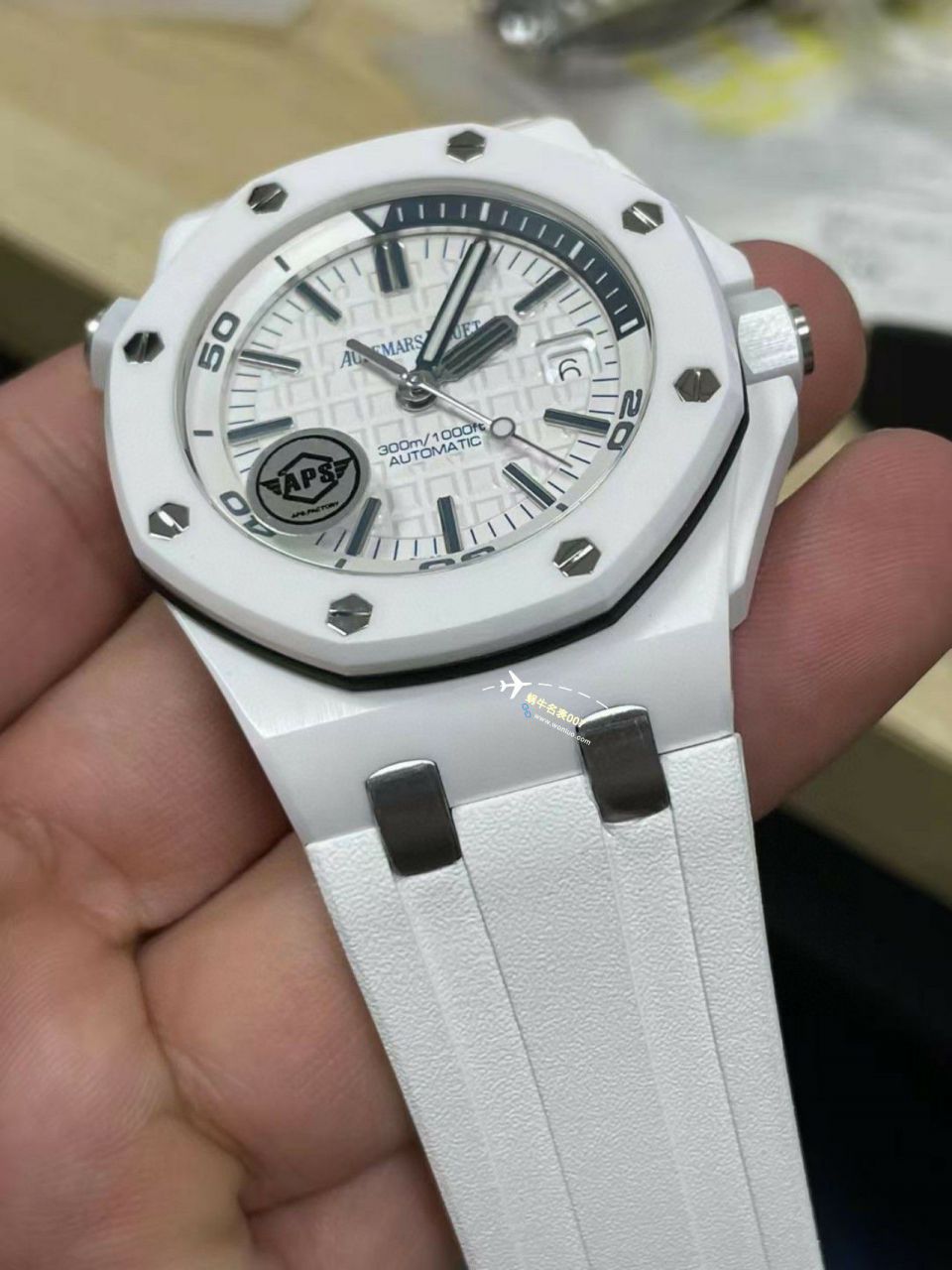 APS Factory 一体机Audemars Piguet  Royal Oak Offshore 白黑 Composite 复刻高仿手表15707CB.OO.A010CA.01，15707CE.OO.A002CA.01 / AP239