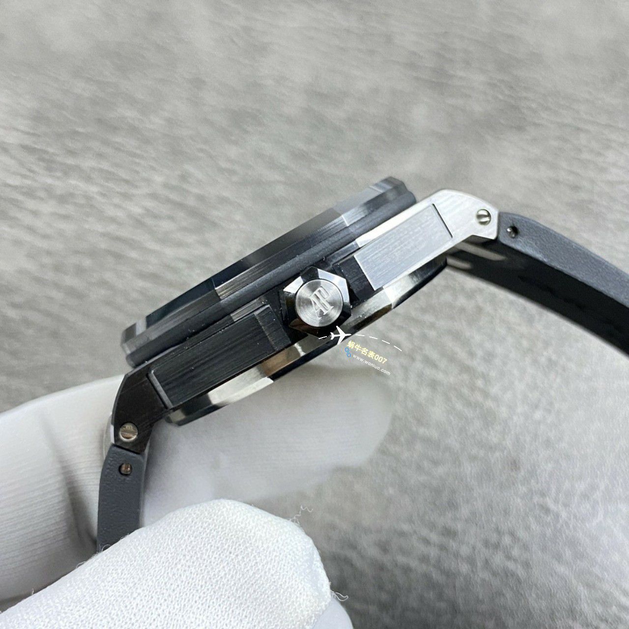 APS Factory 一体机Audemars Piguet  Royal Oak Offshore 白黑 Composite 复刻高仿手表15707CB.OO.A010CA.01，15707CE.OO.A002CA.01 / AP239