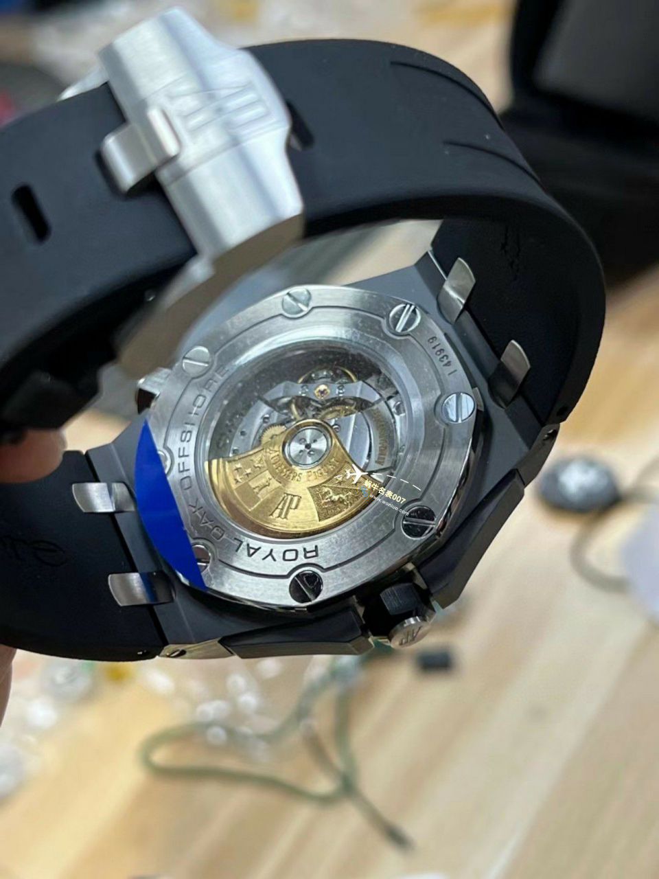 APS Factory 一体机Audemars Piguet  Royal Oak Offshore 白黑 Composite 复刻高仿手表15707CB.OO.A010CA.01，15707CE.OO.A002CA.01 / AP239