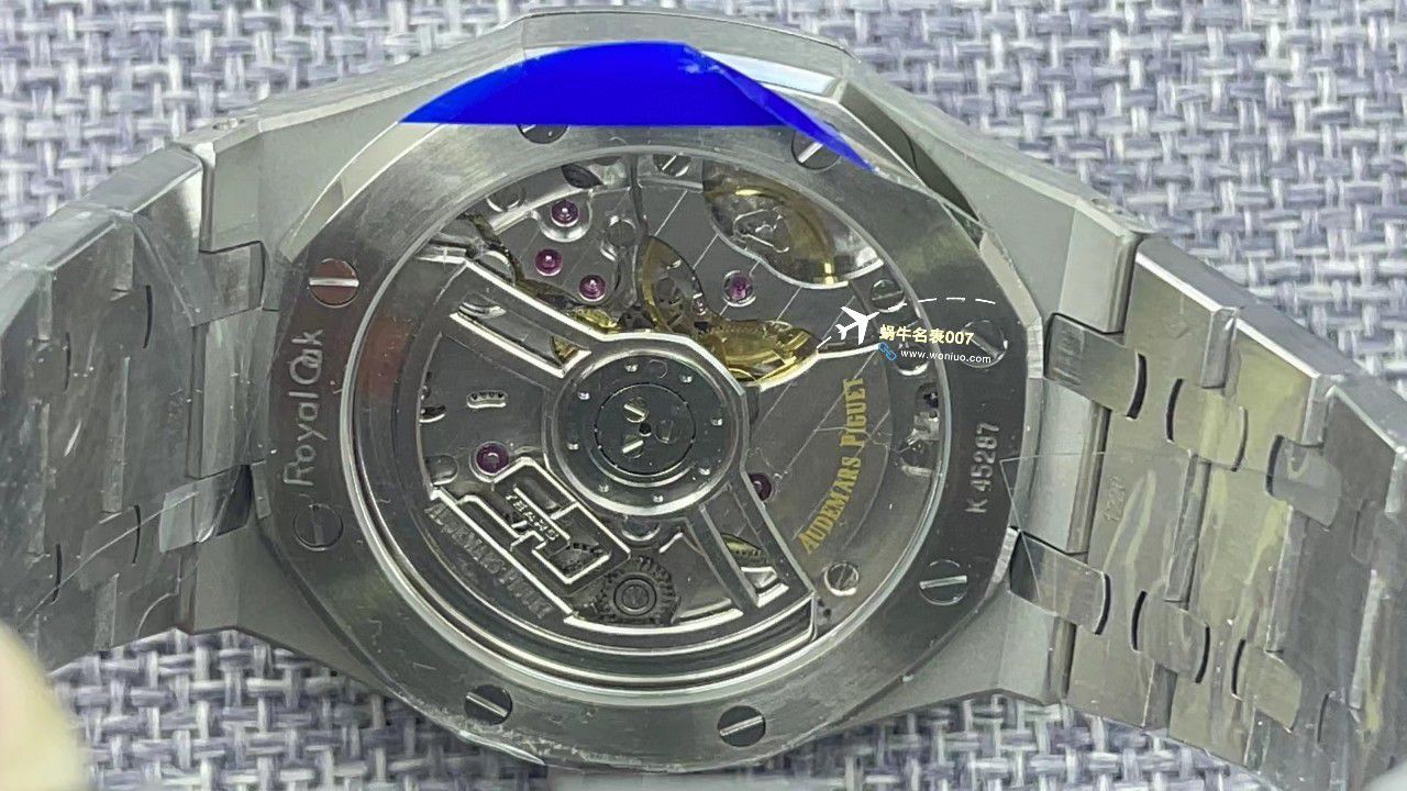 APSAudemars Piguet 复刻高仿皇家橡树15510AP50周年特别版15510ST.OO.1320ST.09，15510OR.OO.D002CR.02，15510ST.OO.1320ST.06 / AP260