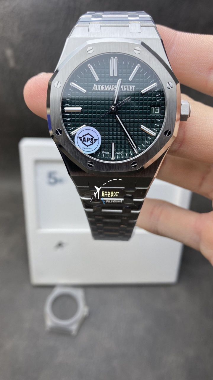 APSAudemars Piguet 复刻高仿皇家橡树15510AP50周年特别版15510ST.OO.1320ST.09，15510OR.OO.D002CR.02，15510ST.OO.1320ST.06 / AP260