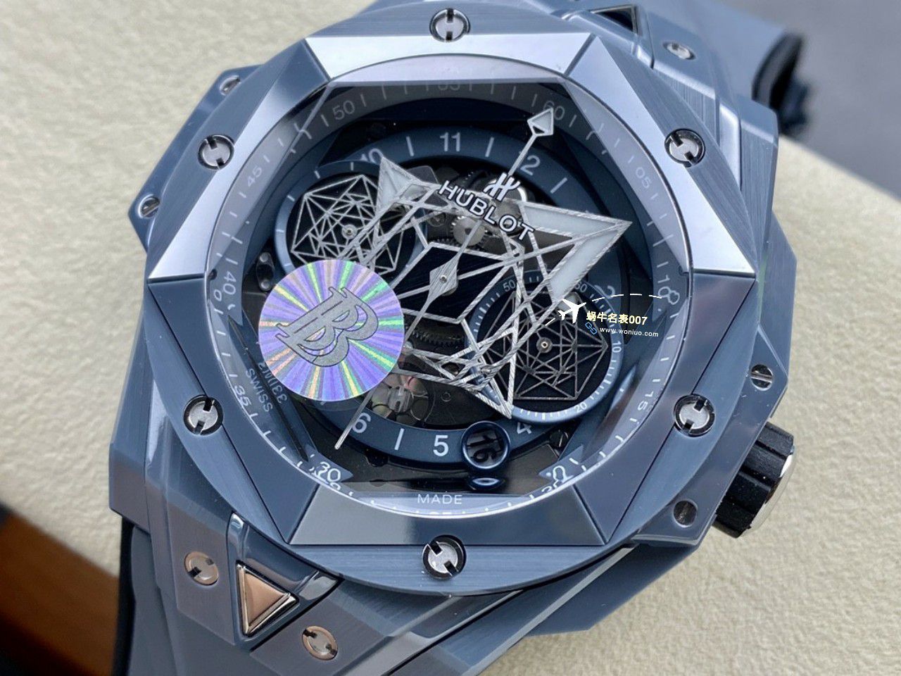 BBF Factory  hublot SANG BLEU II刺青二代 top 复刻高仿手表418.CX.1114.RX.MXM20，418.HX.2001.RX.MXM21，418.GX.5207.RX.MXM22，418.EX.5107.RX.MXM21 / YB123