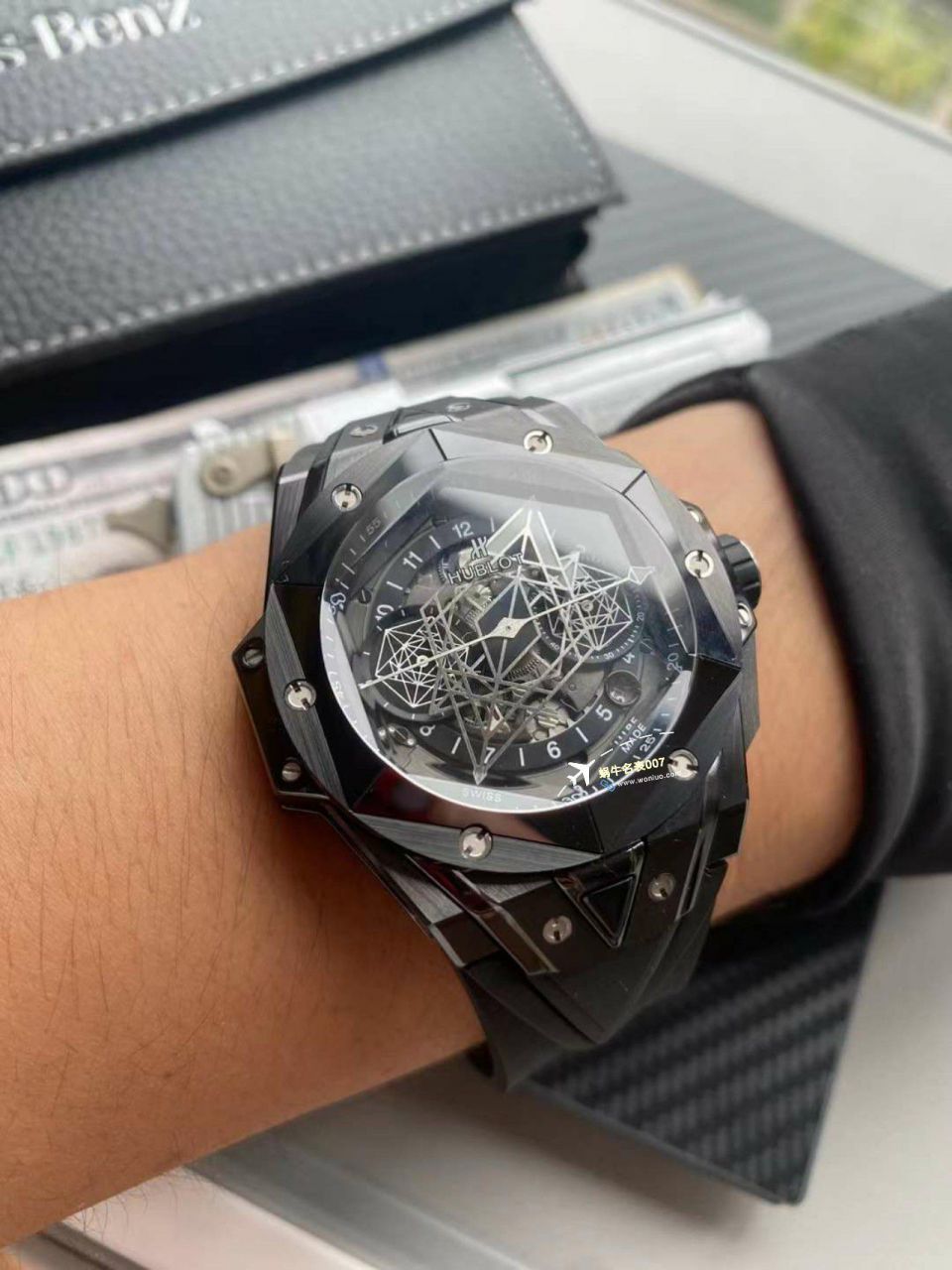 BBF Factory  hublot SANG BLEU II刺青二代 top 复刻高仿手表418.CX.1114.RX.MXM20，418.HX.2001.RX.MXM21，418.GX.5207.RX.MXM22，418.EX.5107.RX.MXM21 / YB123
