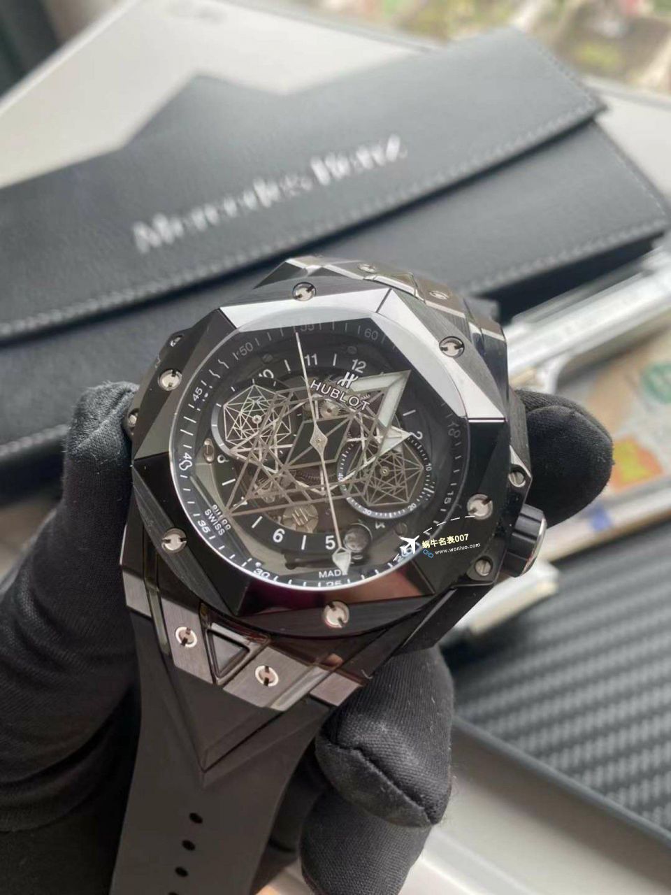 BBF Factory  hublot SANG BLEU II刺青二代 top 复刻高仿手表418.CX.1114.RX.MXM20，418.HX.2001.RX.MXM21，418.GX.5207.RX.MXM22，418.EX.5107.RX.MXM21 / YB123