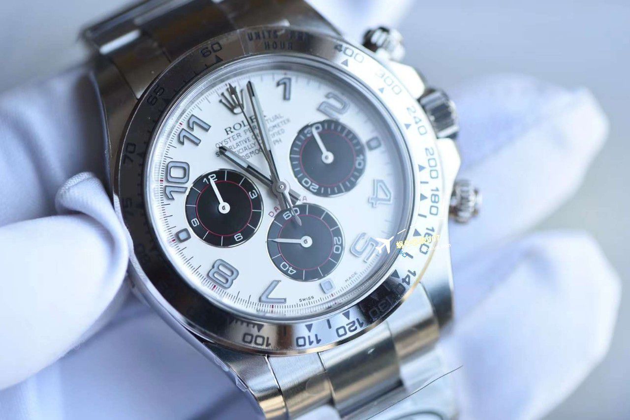 Clean Factory  Rolex 宇宙计时 Ditongna 白金4130 Movement 手表 / R797