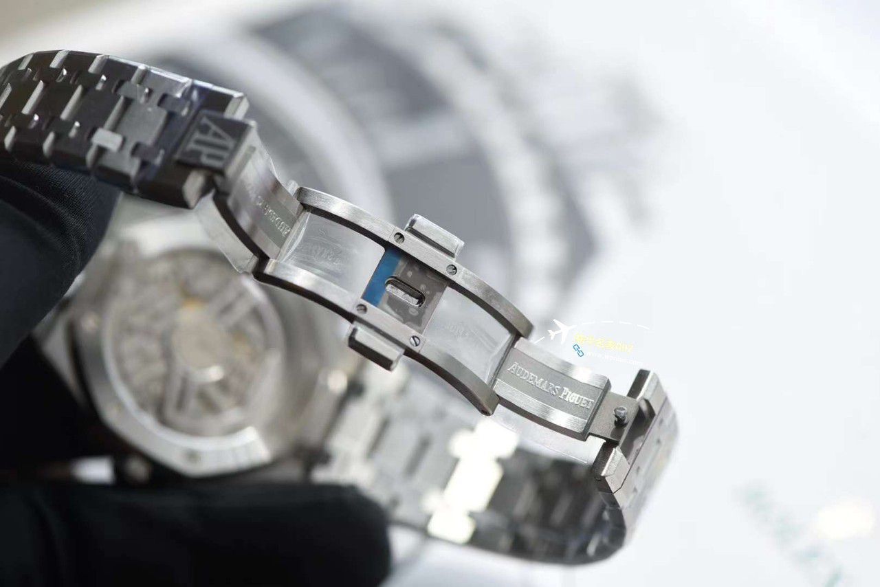【 Video analysis 】APS Factory Audemars Piguet 皇家橡树50周年一比一高仿手表15510ST.OO.1320ST.06 wrist watch  / AP265
