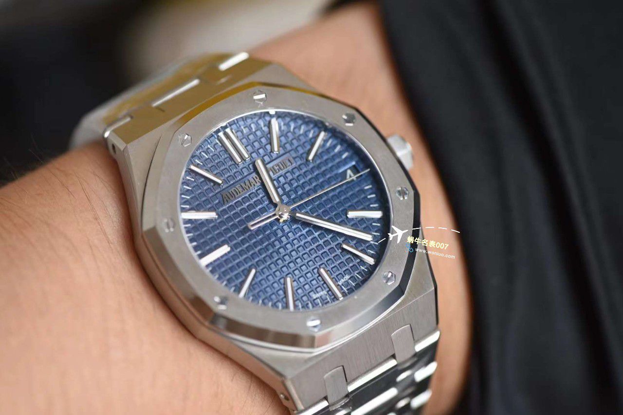【 Video analysis 】APS Factory Audemars Piguet 皇家橡树50周年一比一高仿手表15510ST.OO.1320ST.06 wrist watch  / AP265