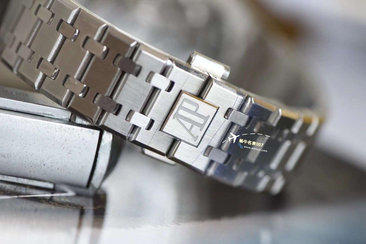 【 Video analysis 】APS Factory Audemars Piguet 皇家橡树50周年一比一高仿手表15510ST.OO.1320ST.06 wrist watch  / AP265