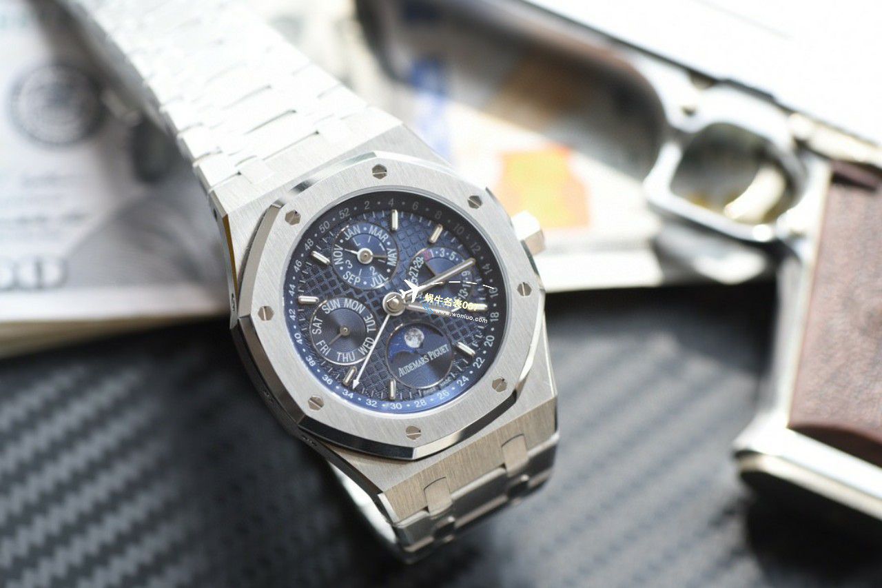 【 Video analysis 】BBR Factory Audemars Piguet 皇家橡树万年历一比一高仿 top 复刻手表26574ST.OO.1220ST.03，26574PT.OO.1220PT.01，26574OR.OO.1220OR.03等 wrist watch  / AP269