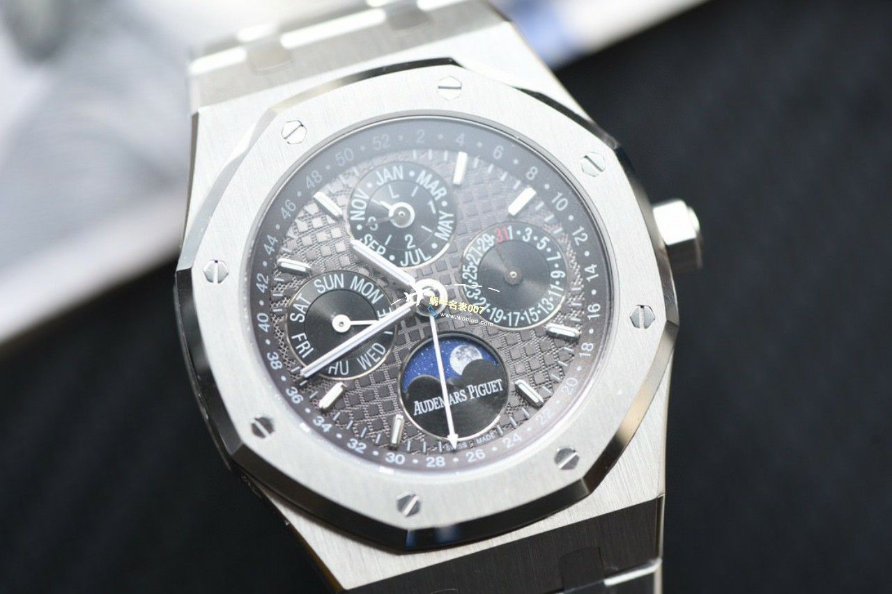 【 Video analysis 】BBR Factory Audemars Piguet 皇家橡树万年历一比一高仿 top 复刻手表26574ST.OO.1220ST.03，26574PT.OO.1220PT.01，26574OR.OO.1220OR.03等 wrist watch  / AP269