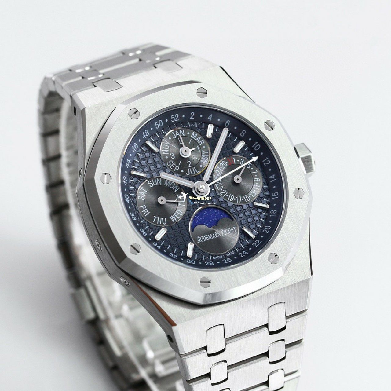 【 Video analysis 】BBR Factory Audemars Piguet 皇家橡树万年历一比一高仿 top 复刻手表26574ST.OO.1220ST.03，26574PT.OO.1220PT.01，26574OR.OO.1220OR.03等 wrist watch  / AP269