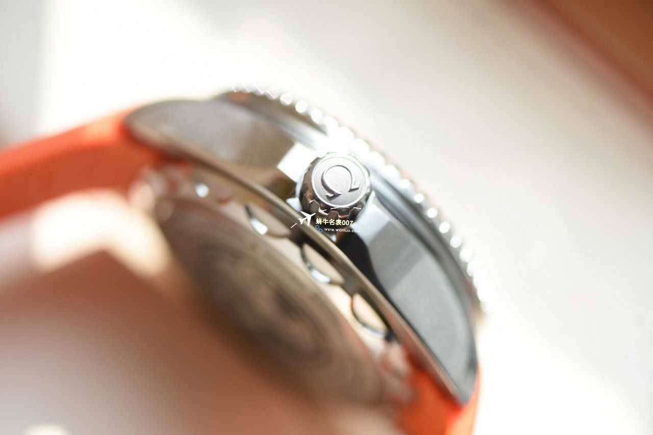 【 Video analysis 】原单品质OMEGA Seamaster 海王6000米215.30.46.21.06.001，215.30.46.21.03.001 wrist watch  / M787