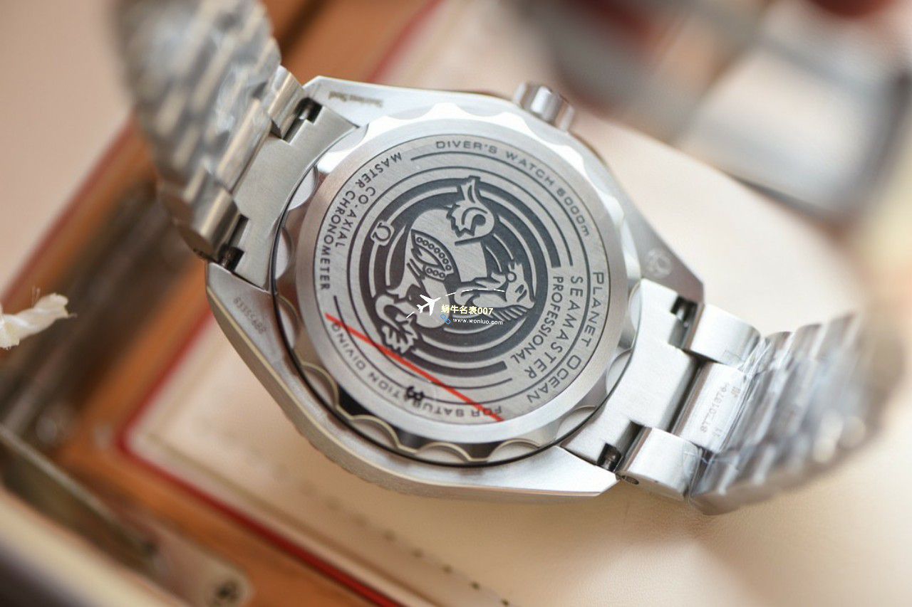 【 Video analysis 】原单品质OMEGA Seamaster 海王6000米215.30.46.21.06.001，215.30.46.21.03.001 wrist watch  / M787