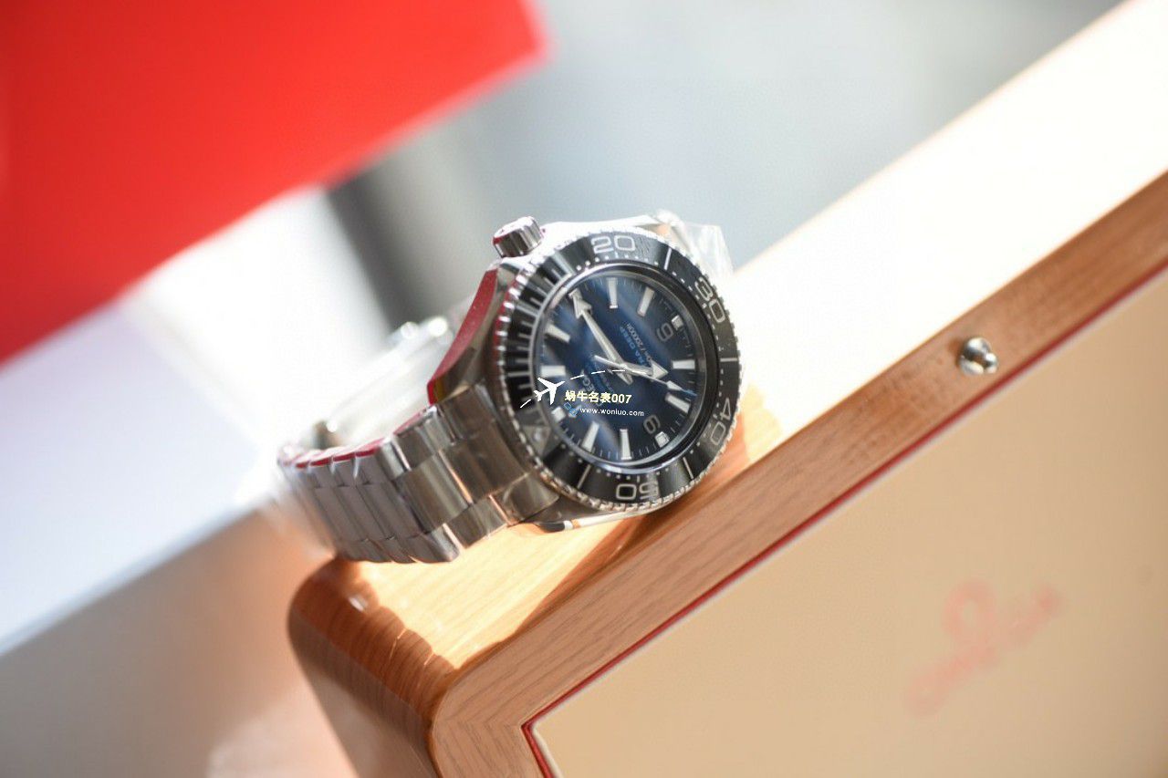 【 Video analysis 】原单品质OMEGA Seamaster 海王6000米215.30.46.21.06.001，215.30.46.21.03.001 wrist watch  / M787