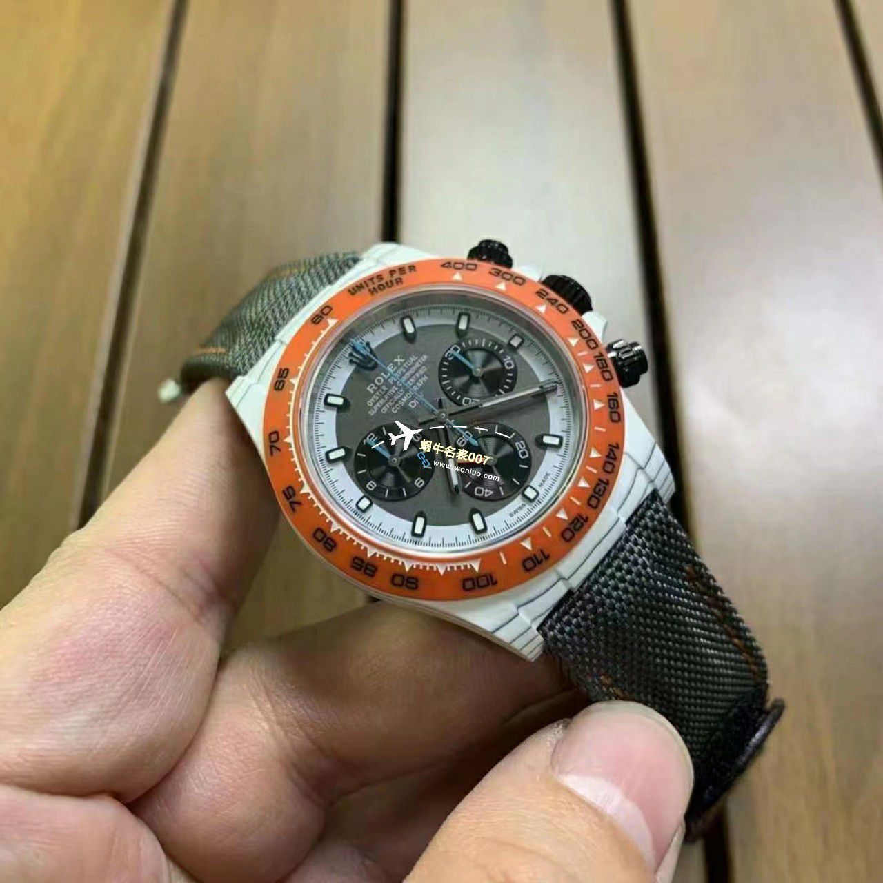 【 Video analysis 】一比一 top 复刻高仿手表Diw顶配 carbon fiber  Ditongna  / R808