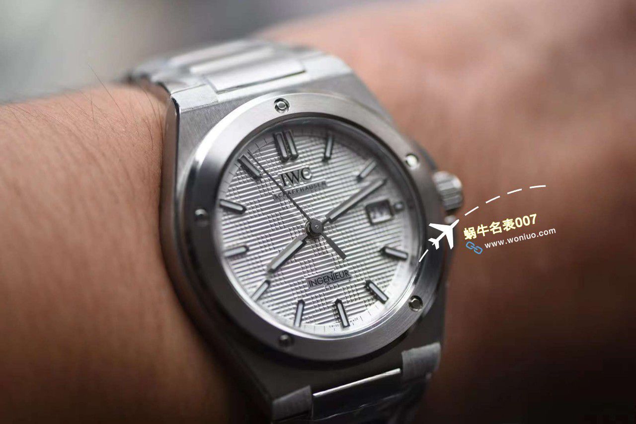 【 Video analysis 】V7 Factory IWC IWC 表高仿工程师系列IW328901，IW328902，IW328903 wrist watch 。 / WG621