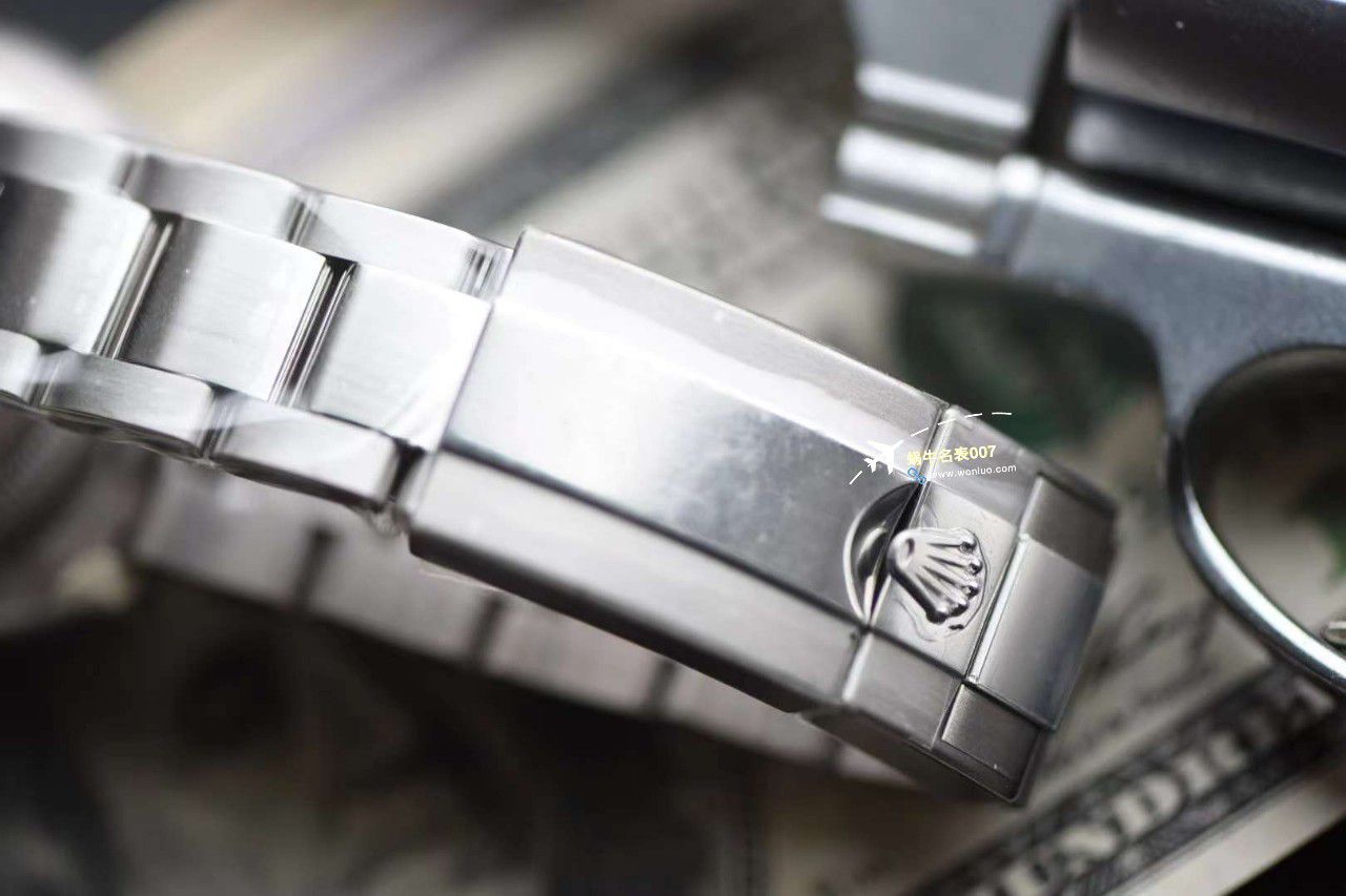 clean Factory c Factory 超A高仿复刻手表 Rolex  Cosmograph Daytona  Ditongna 新款4131 Movement 熊猫迪水泥灰m126500LN-0001，m126519ln-0006 wrist watch  / R810