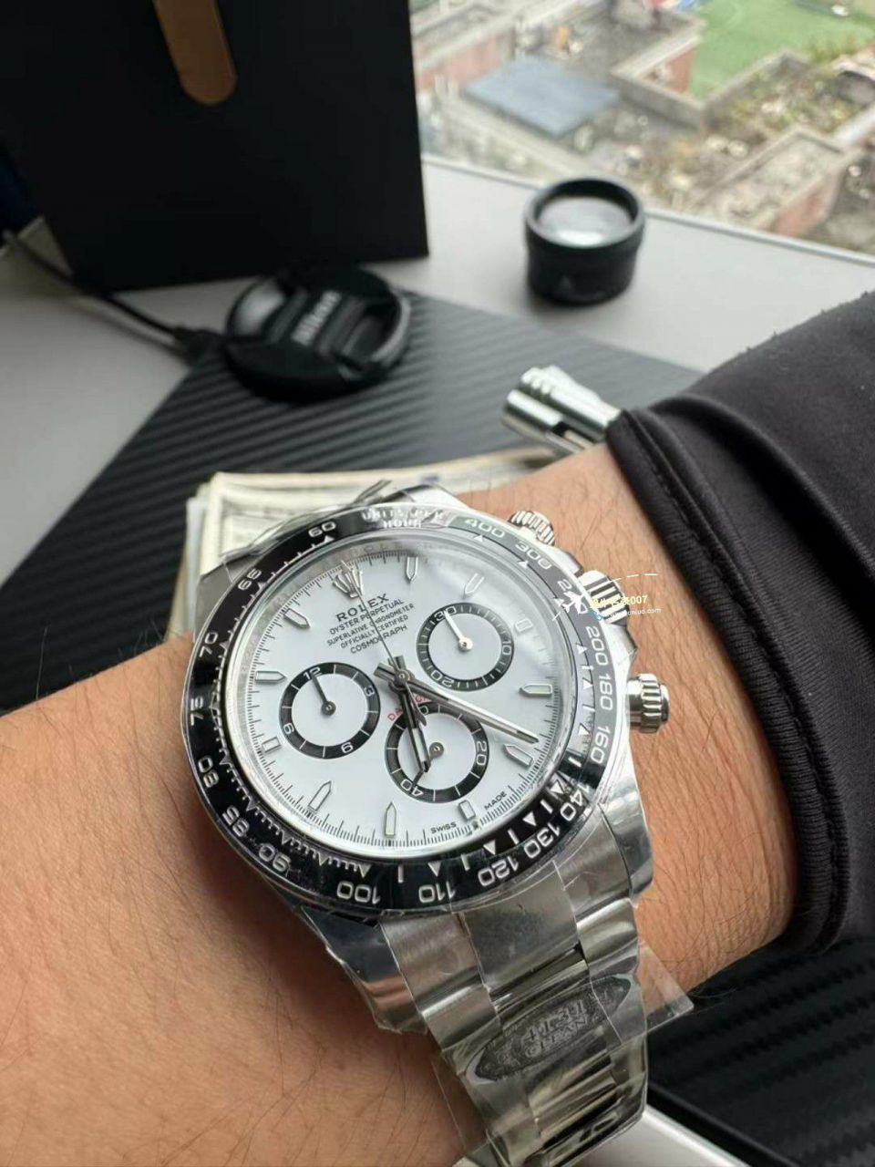 clean Factory c Factory 超A高仿复刻手表 Rolex  Cosmograph Daytona  Ditongna 新款4131 Movement 熊猫迪水泥灰m126500LN-0001，m126519ln-0006 wrist watch  / R810